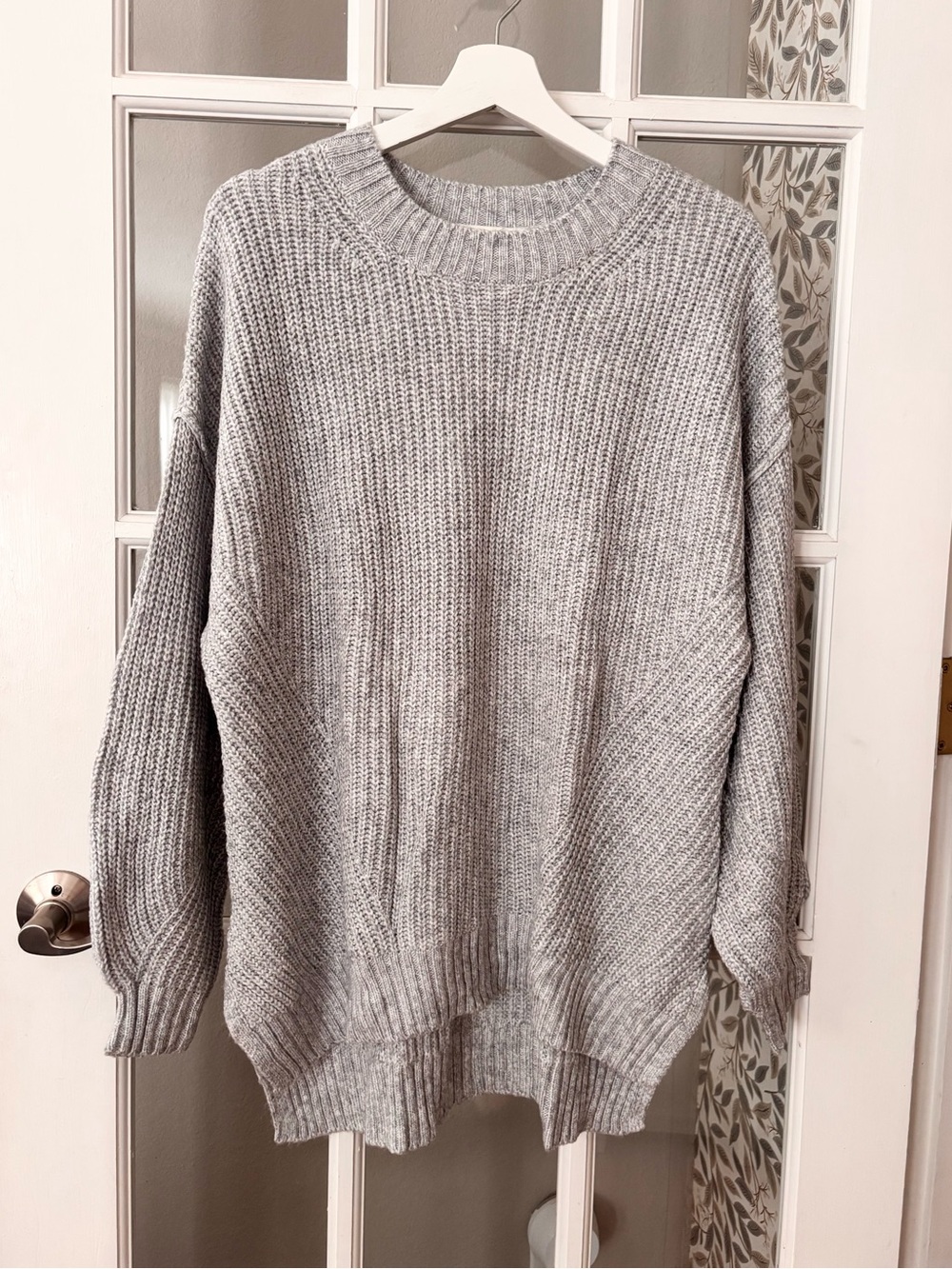AMERICAN EAGLE Oversized Sweater Sz M